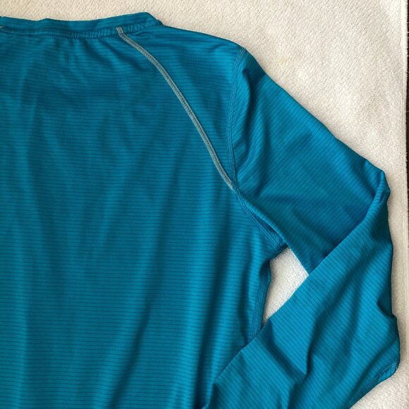 Running Room Fit Wear Long Slv Crew Neck Stripe Top Blue Sz M - no fabric tag - Picture 12 of 15